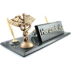 Reklam Atay Kişiye Özel Doktor ve Eczacı Masa İsimliği