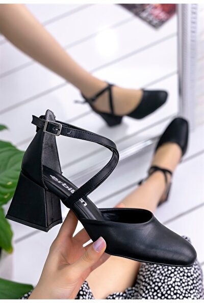 8Stil Londa Siyah Cilt Topuklu Ayakkabı