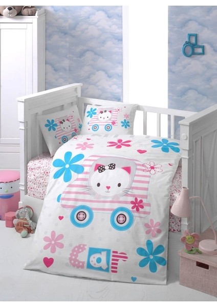 Bebek Nevresim Takımı Kitty Desen