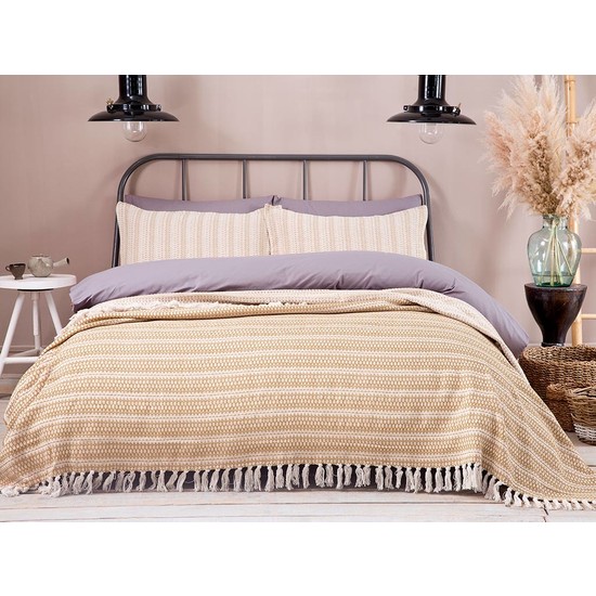 English Home Urban Folk Armürlü Çift Kişilik Yatak Örtüsü English Home Urban Folk Armürlü Çift Kişilik Yatak Örtüsü