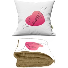 Caisya Butik Çizgi Kalp Desenli Opsiyonel Battaniyeli Hediye Yastık 38X38CM