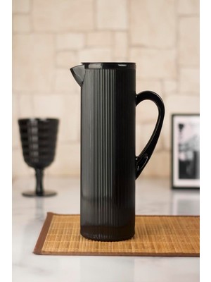 EW's Kitchenware Akrilik Barok 1,5 Lt Siyah Sürahi (Buzdolabı Kapak Rafına Sığar)