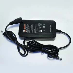 Nespoteknoloji 12V 5A Adaptör