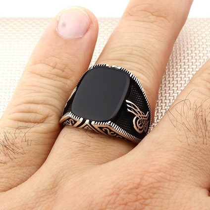 925 Ayar Gümüş Tuğra Düz Siyah Oniks Taşlı Erkek Yüzük modelleri