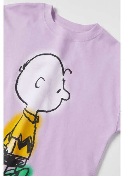 Snoopy Peanuts Desenli Bisiklet Yaka, Kısa Kollu T-Shirt Lila / Mor Renk