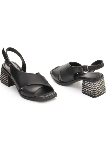 Kadın Hakiki Deri Rahat Orta Topuklu Şık Açık Ayakkabı Sandalet indirimleri
