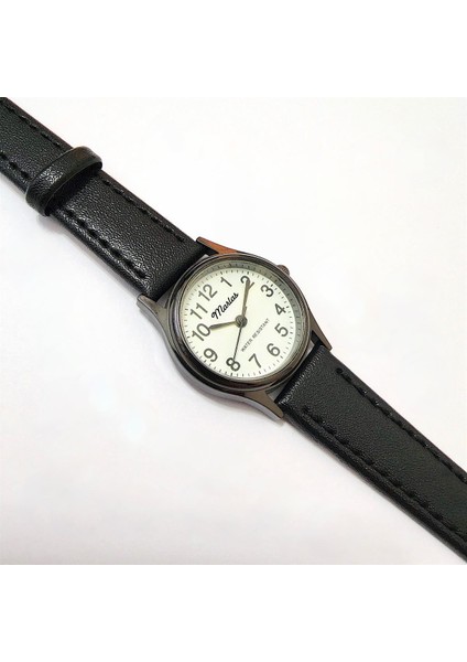 Retro Kadın Saati, Vintage Tasarım, Klasik, Siyah Kasa Rengi, Minimal Tasarım, Siyah Kayış Kordon, Beyaz Kadran fiyatları