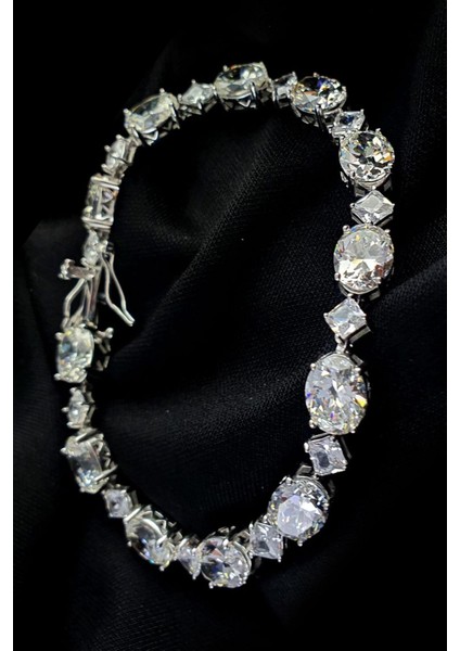 Sky Diamond Taşlı 925 ayar Gümüş Su Yolu Bileklik fiyatları