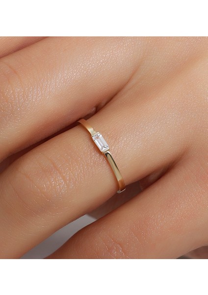 İnce Baget Taşlı Çıtır Altın Yüzük CGKYZK0105