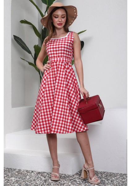Kırmızı Pötikare Askılı Kare Yaka Kloş Elbise fiyatları