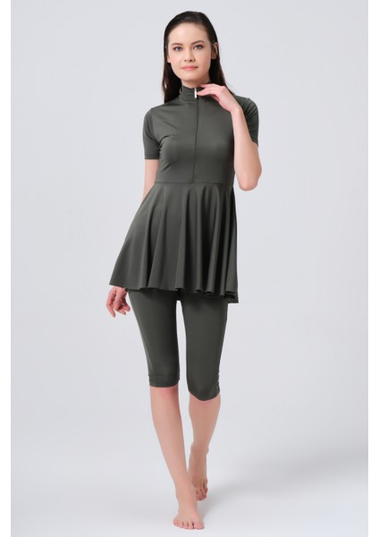 Kloş Etekli Yarım Kol Yarı Kapalı Mayo modelleri