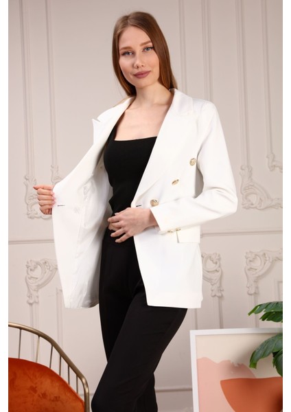 Cep Kapaklı Düğmeli Kadın Ceket indirimleri