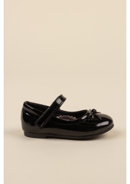 Bıyık Fiyonk Siyah Kız Çocuk Ayakkabı fırsatları