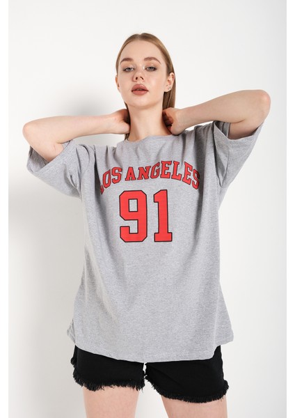 Kadın Los Angeles 91 Baskılı Oversize Tişört modelleri