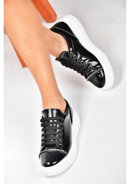 Siyah Rugan Taş Detaylı Günlük Spor Ayakkabı Sneakers P274049308