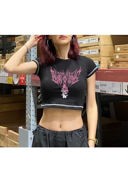 Pink Melody Baskılı Ters Dikiş Siyah Crop