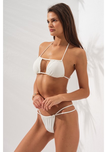 Benefit Straplez Formlu String Bikini Takım Beyaz 231241 modelleri