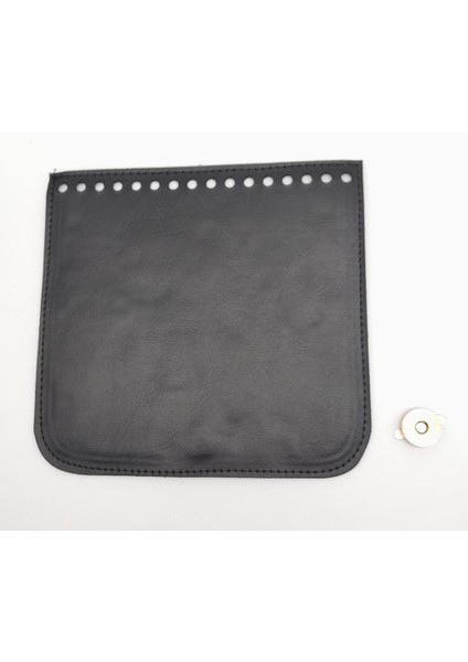 Siyah Renk Suni Deri 16.5X16 cm Çanta Kapağı Light Gold Metalli
