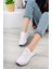 Fileli Beyaz Spor Ayakkabı 3