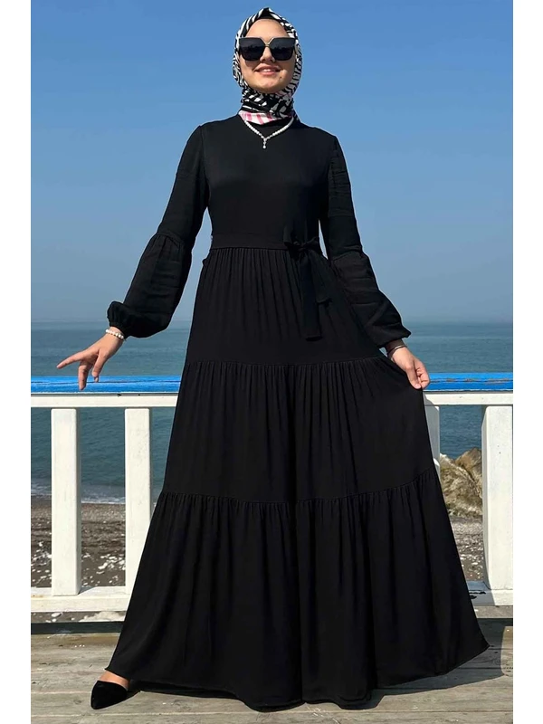 Rabia Şamlı Asil Siyah Elbise