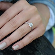 Engingold 14 Ayar Baget Taşlı Altın Yüzük