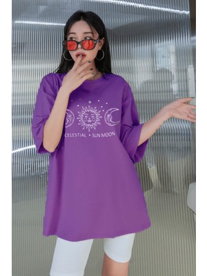 Millionaire Kadın Mor Oversize Celestial Sun Moon Baskılı T-Shirt - K211310