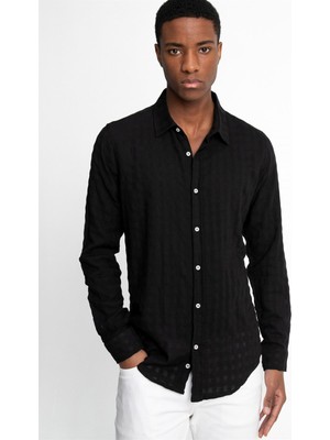 Tudors Slım Fit Uzun Kol Pamuk Kendinden Desenli Biyeli Düz Erkek Gömlek