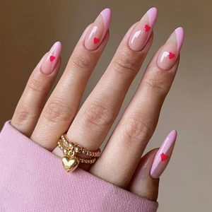 TipsArt Pembe Kırmızı Kalpli 24’lü Takma Tırnak Seti & Zararsız Yapıştırıcı