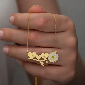 Nida Jewelry 925 Ayar Gümüş Papatya Kalp Üç Harf Kolye