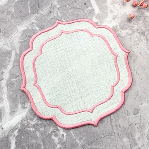 Pembe Renkli Çift Sargı Nakışlı Kokteyl Peçetesi
