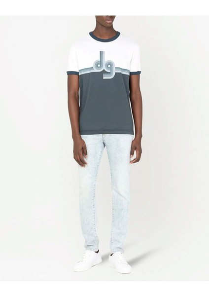 Two-Tone Logo Print T-Shirt10 fırsatları