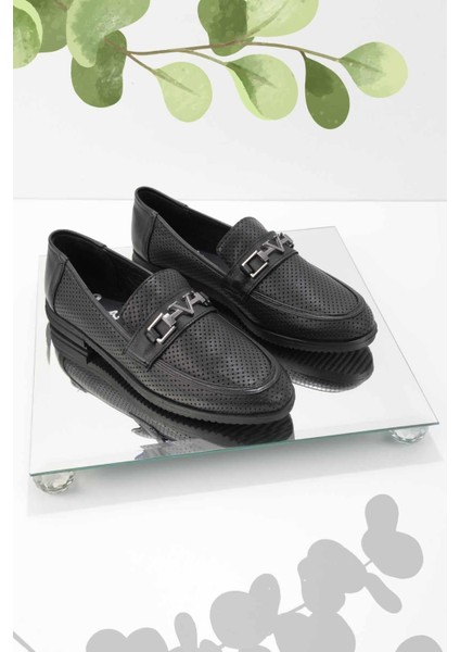 Siyah Leather Kadın Loafer Ayakkabı K01586213603
