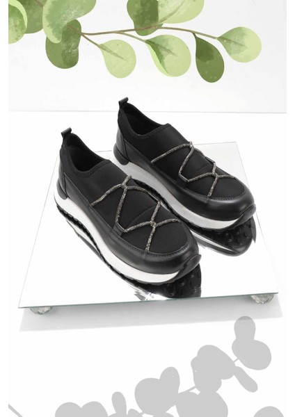 Siyah Kadın Sneaker K01311320009
