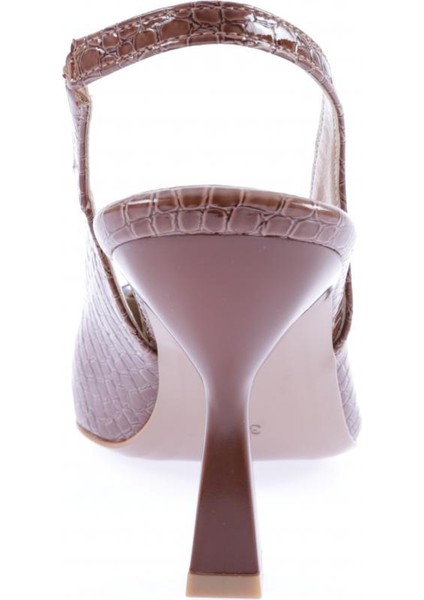 03-23Y Kadın Sivri Burun Şeffaf Detayli Aksesuarli Topuklu Ayakkabı fırsatları