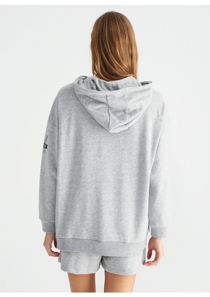 Kapüşon Yaka Baskılı Gri Kadın Sweatshirt K-Kalıs indirimleri