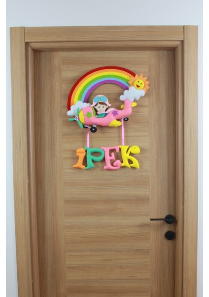Ipek Isimli Gökkuşağı Uçak Bebek Odası Kapı Süsü