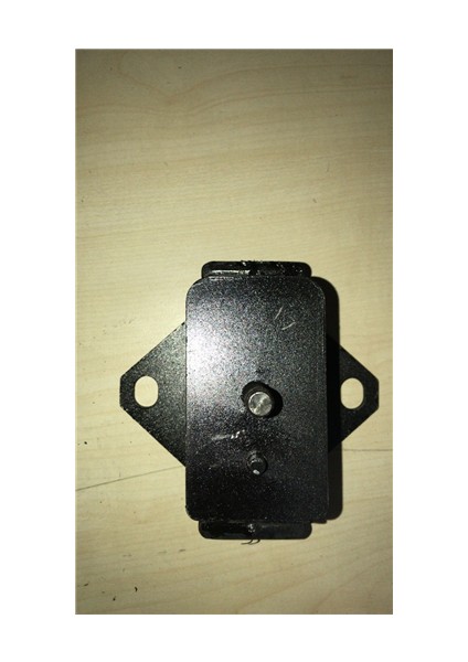 Takoz Motor L200 07-14 Ön