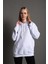 Kadın Kapüşonlu Beyaz Oversize Sırt Baskılı Ejderha Sweatshirt 4