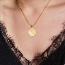 Adil İdil Kuyumculuk Yuvarlak Plaka Allah Yazılı Kolye Ucu