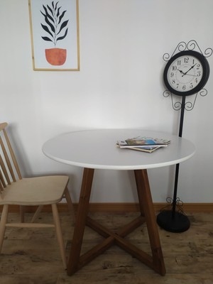 Uğurlubaylar Yuvarlak Masa