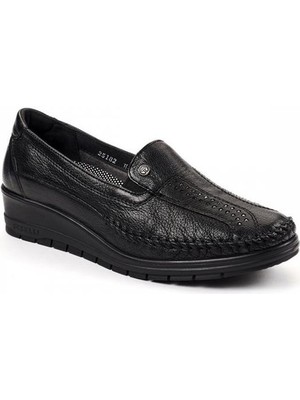 Forelli Moriza  Deri Anatomik Günlük Kadın Ayakkabı-Siyah