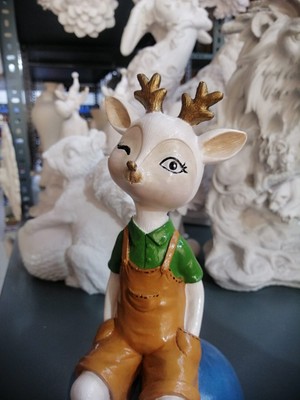 Ekinoks Art Taşta Oturan Bambi