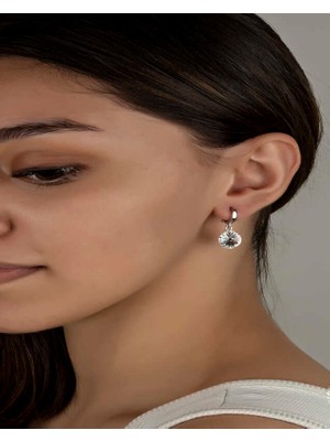 Gumush Swarovski Crystal Taşlı Gümüş Beyaz Sallantılı Kadın Küpe