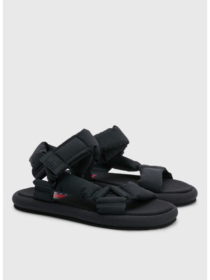 Tommy Hilfiger Siyah Kadın Sandalet EN0EN021200GJ