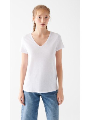 Mavi Kadın V Yaka Beyaz Basic Tişört 168260-620