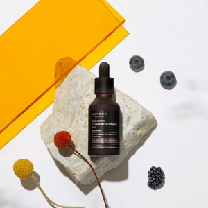 Mary & May Antioksidan ve Leke Karşıtı Böğürtlen Içeren Canlandırıcı Serum 30 ml