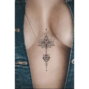 Göğüs Arası Lotus Çiçek Tattoo Geçici Dövme