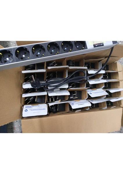 19" 1u 9'lu Schuko Soketli Rack Kabin Grup Prizi Pdu(25 Adet)