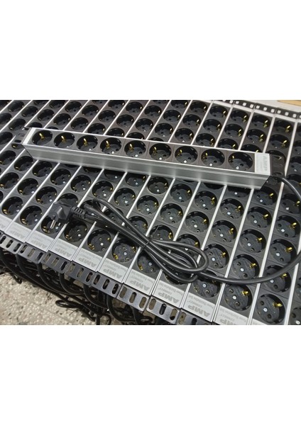 19" 1u 9'lu Schuko Soketli Rack Kabin Grup Prizi Pdu(25 Adet)