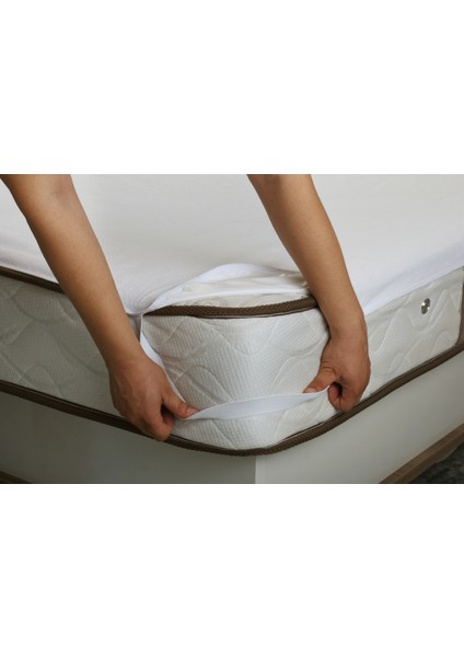 Cotton Köşe Lastikli Sıvı Geçirmez Alez